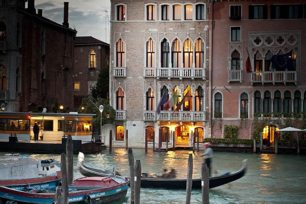 Pesaro Palace Venezia Eksteriør bilde