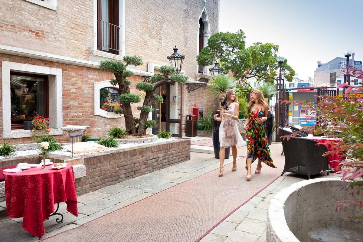 Pesaro Palace Venezia Eksteriør bilde