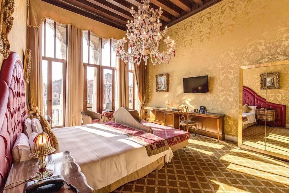 Pesaro Palace Venezia Eksteriør bilde