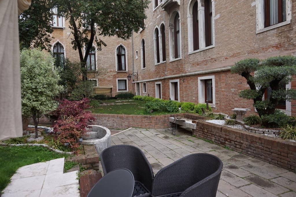 Pesaro Palace Venezia Eksteriør bilde